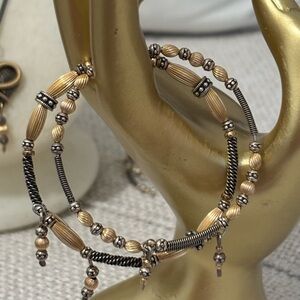💎 Mixed Metal Beaded Hoop Bracelets